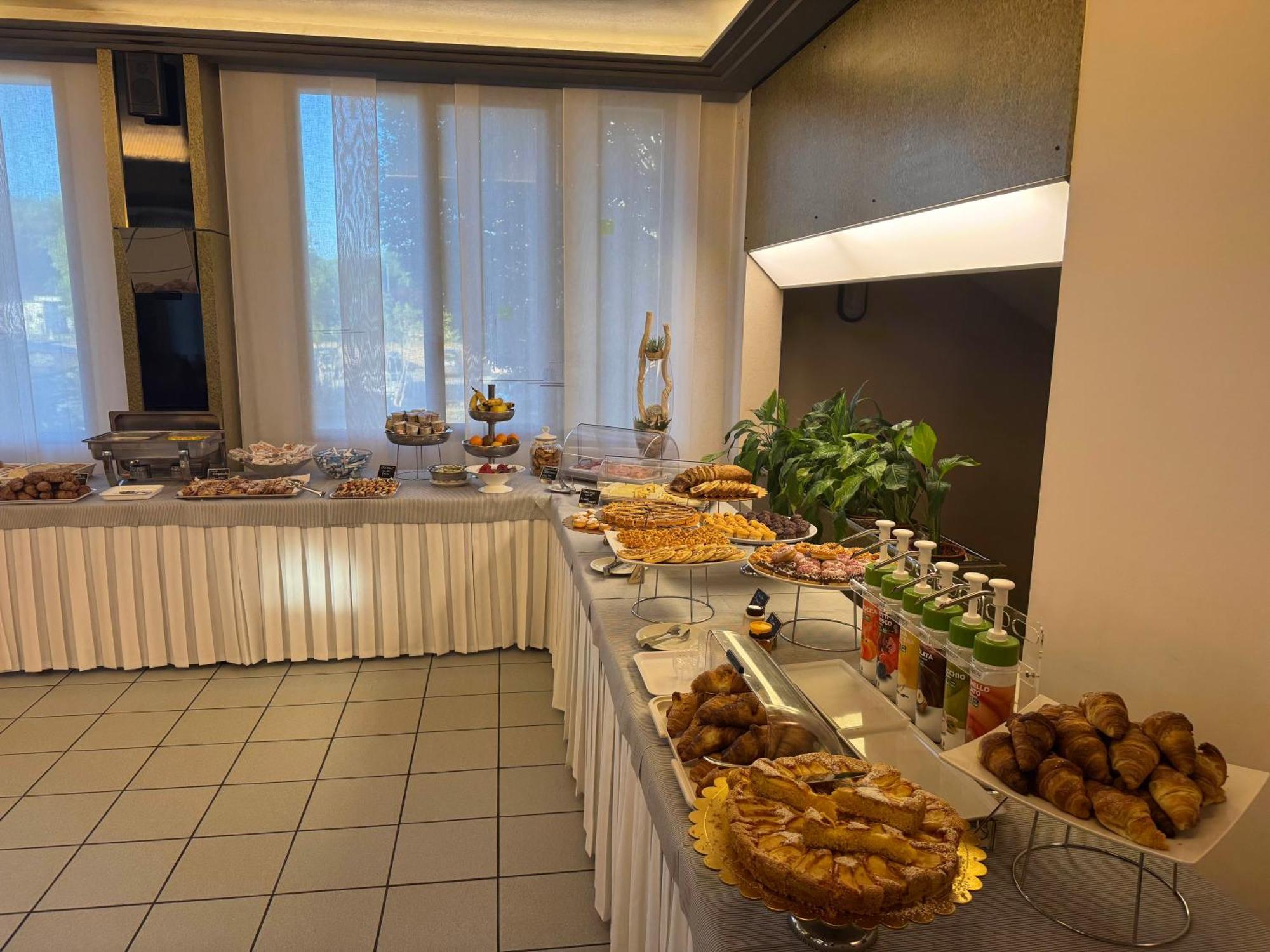 Park Hotel Кастрокаро-Терме Екстер'єр фото